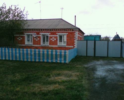 Продаю 1/2 дома