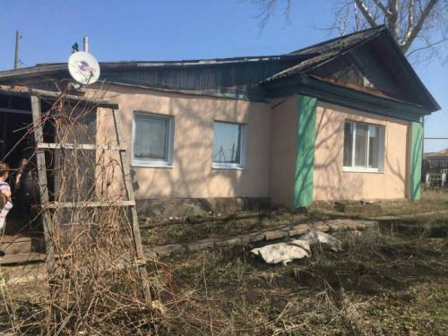 Продам дом в поселке