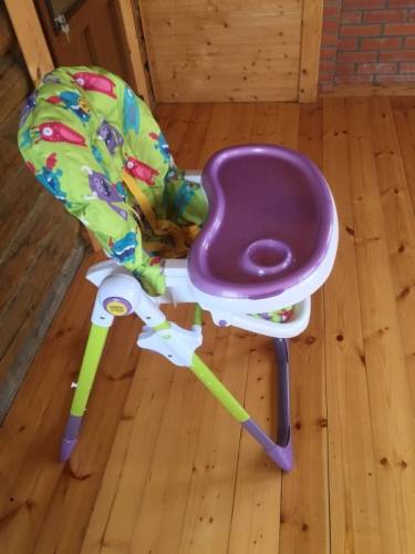 Стульчик для кормления Happy Baby