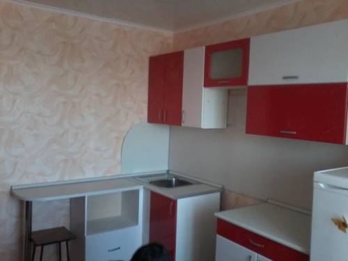 продаю кухонные гарнитуры