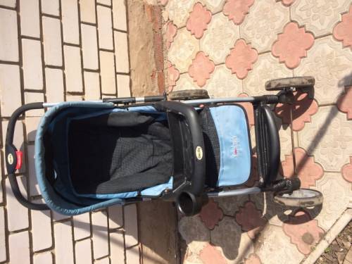 Продам коляску для мальчика 