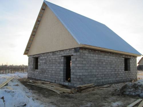 Продам недостроенный дом