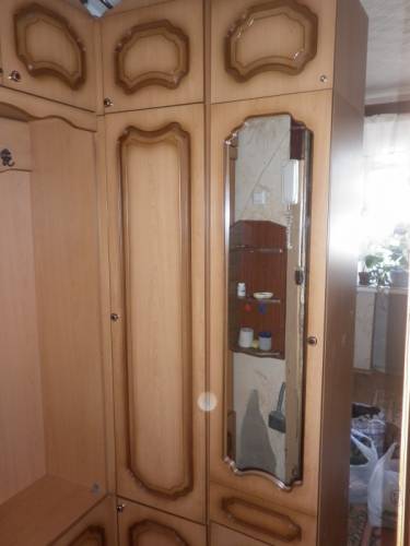 Продам прихожую в хорошем состоянии.