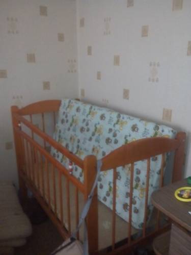 Детская кроватка