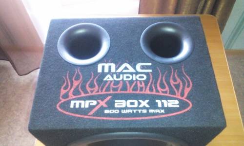 продам звуковой набор в машину  mac audio  