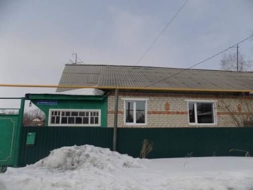 Продам 1/2 4х комнатного благоустроенного дома,сан узел раздельный, окна ПВХ
