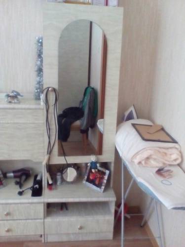 Продаю Спальный гарнитур 