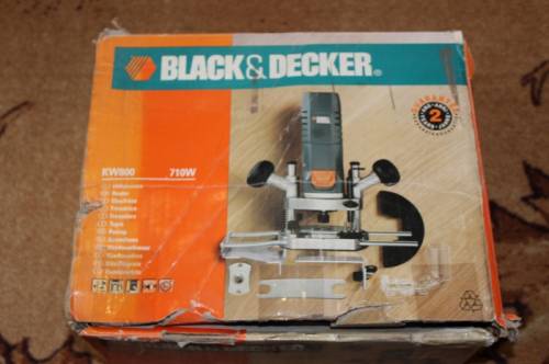 Продаю вертикальный фрезер DLACK&DECKER KW800 710W или меняю 