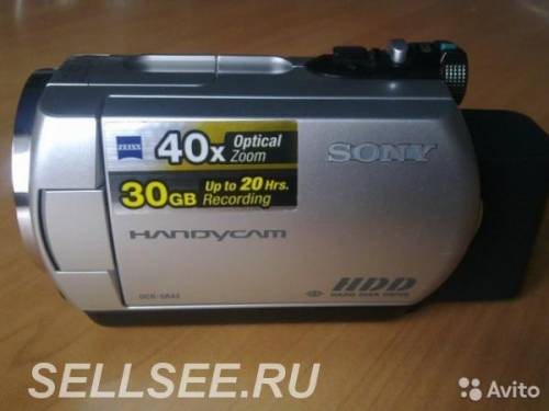 Видеокамера Sony DCR-SR42