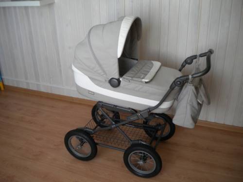 Продается коляска  Inglesina Comfort. 