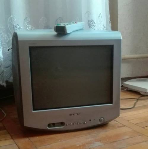 Продается телевизор SONY