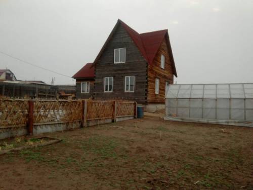 Продам дом в центре с.Оёк