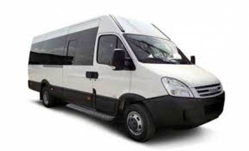 Требуется водитель на микроавтобус“Iveco“