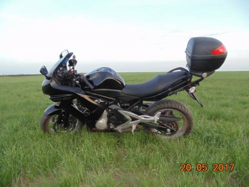 Продам kawasaki ex650b