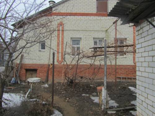 продам дом с земельным участком