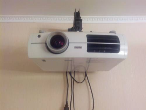  Продам проектор epson EH-TW 3200  