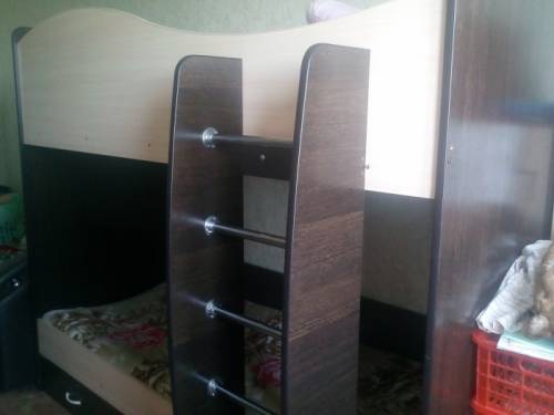 Продам двухяростную кравать
