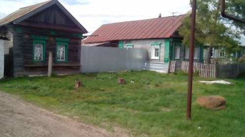 Продам дом а с.Большая Дергуновка