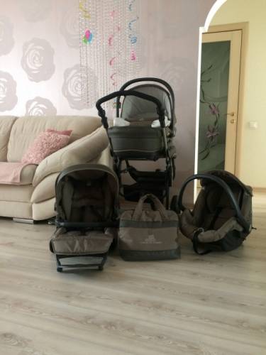 Продам коляску Cam Cortina