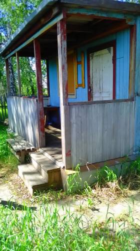 Продам дачу площадью 12 соток.
