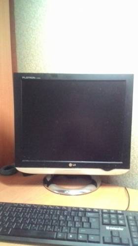 Продам монитор flatron l1740pq