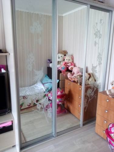 Продам шкаф купе  стенку 