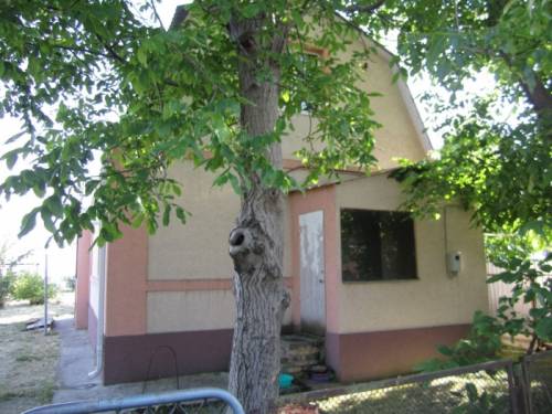 Продам Дачу 102 кв.м. 8с земли на 1-й Линиии Таганрогского залива