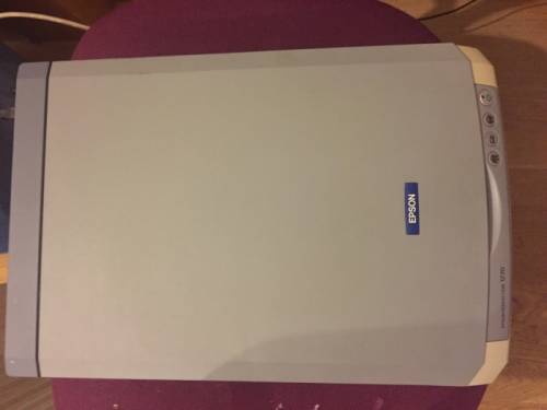 Продам EPSON сканер