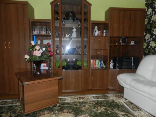 Стенка из 5-ти самостоятельных секций