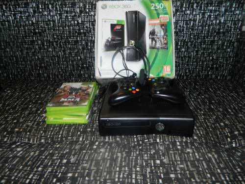 продам XBOX360 в хорошем состоянии