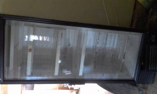 Продается холодильник под пиво и воду