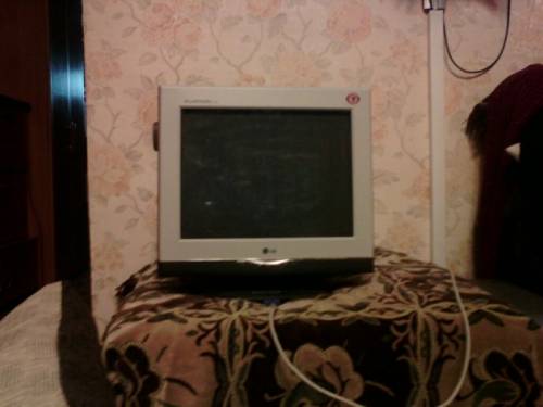Монитор Lg -flatron -f720b