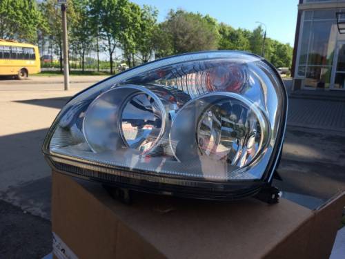 Новые Фара Lada Priora Bosch.