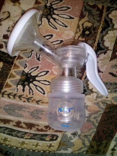 Продам молокоотсос Avent Philips