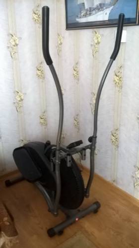 продам элептичский тренажер