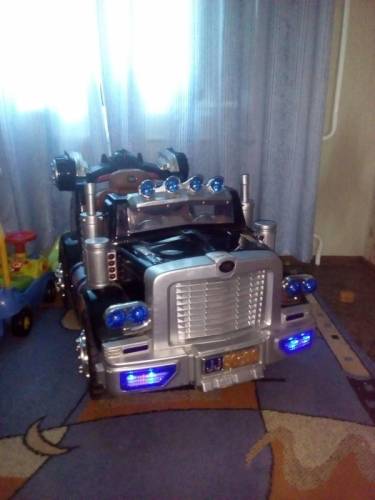Электромобиль авто новый