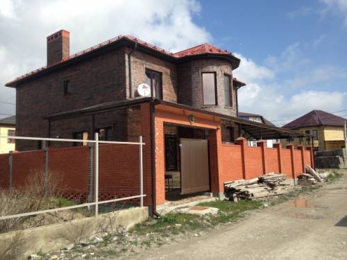 Продам дом в р-не Мысхако