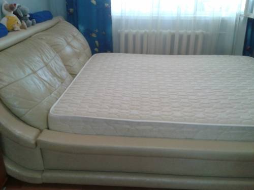 Продаётся 2-х спальная кровать