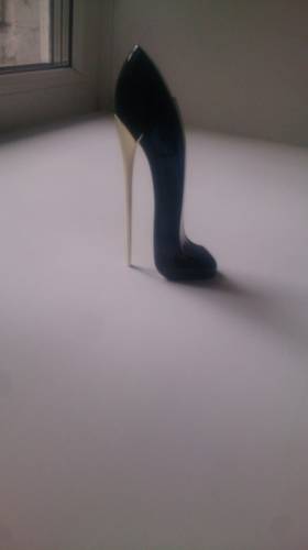 Продам духи Carolina Herrera Good Gerl