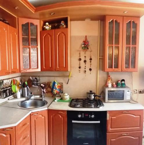 Срочно, продаю кухонный гарнитур,  состояние хорошее