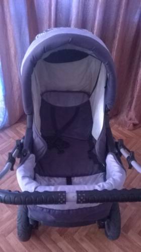 продам детскую коляску (короб ,сумка,коляска)