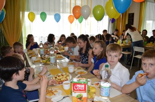 Организация вечеринок, дней рождений в клубе “Стрекоза“