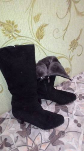 продам сапоги две пары