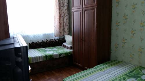 Сдаю жилье эконом класса  в Алуште ( типа уютной мини-турбазы)