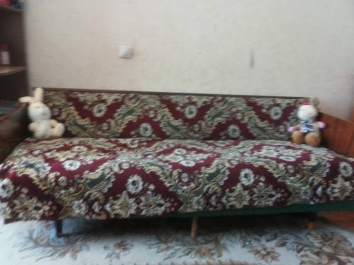 Кровать диван на дачу.