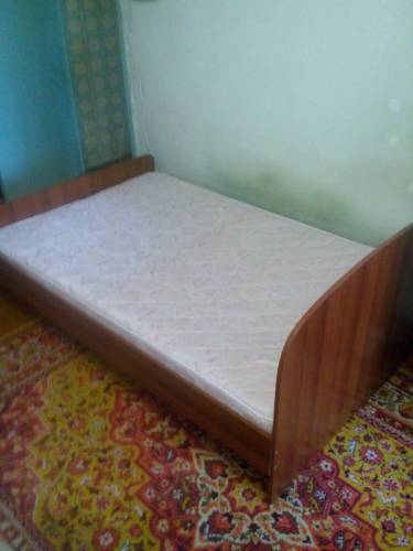 продам кровать хорошее состояние