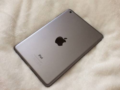 Планшет Apple iPad mini 2 16Gb 