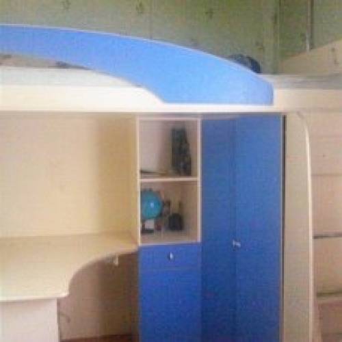 продам подростковую кровать чердак