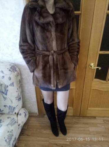 Продам шубу норковую