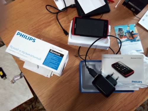 Продам телефон требует небольшого ремонта
